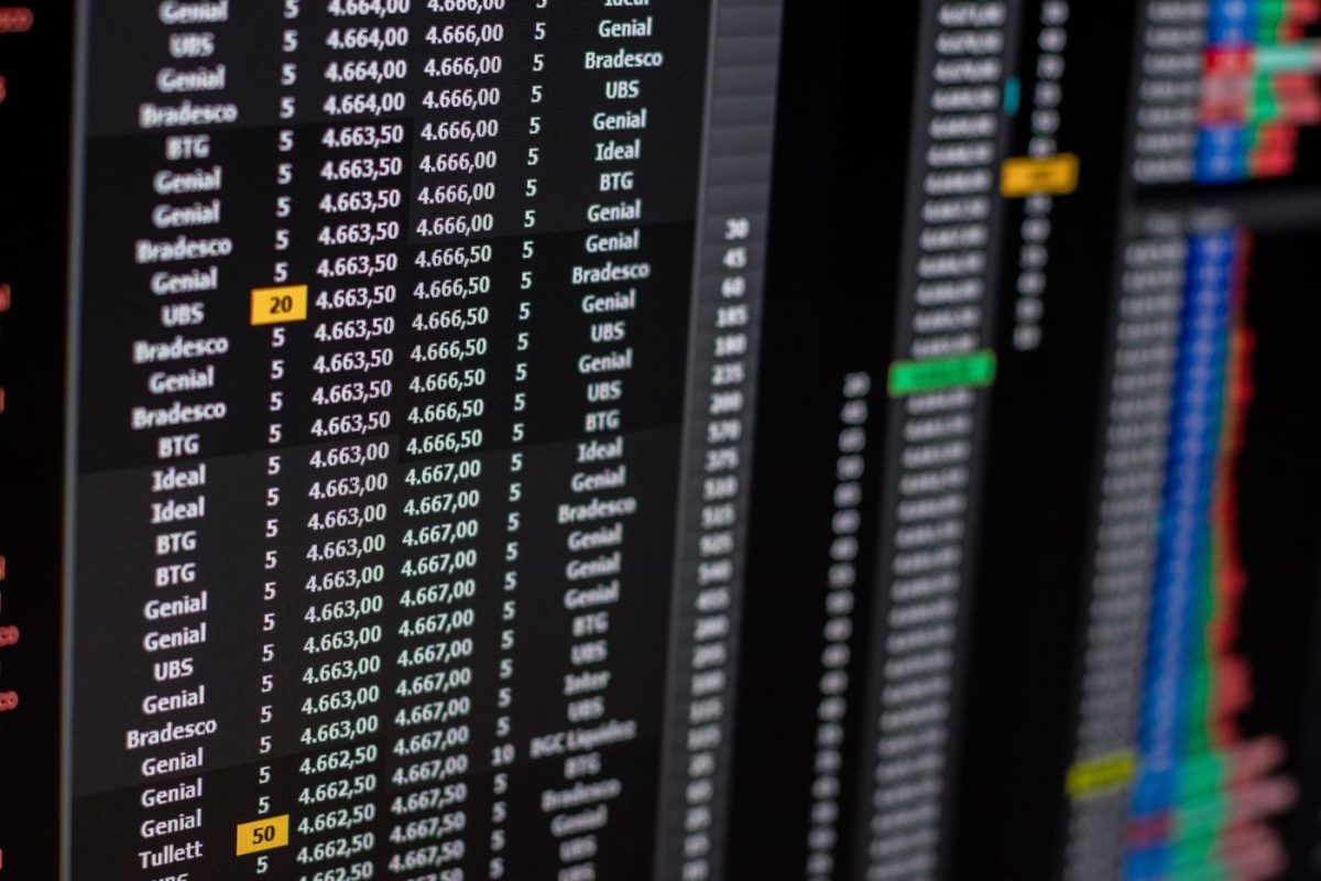 Koyfin ou Bloomberg Terminal : comparatif pour l'analyse