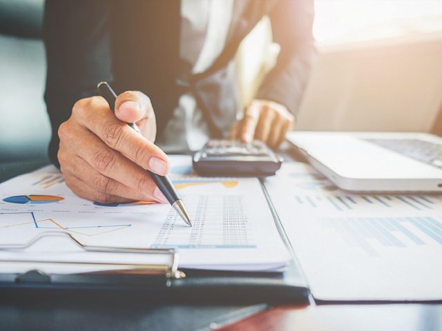 Optimiser la fiscalité d&rsquo;un PEA en limitant les risques